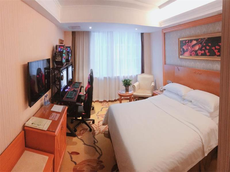 Vienna Hotel Zhongshan Central Coach Station Changzhou  Exteriör bild
